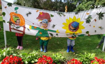 16302
